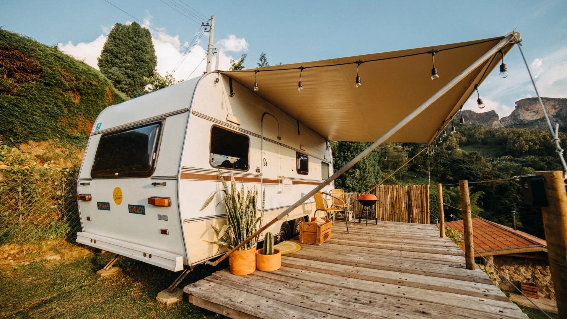 Caravan set up for a Big Lap of Australia road trip